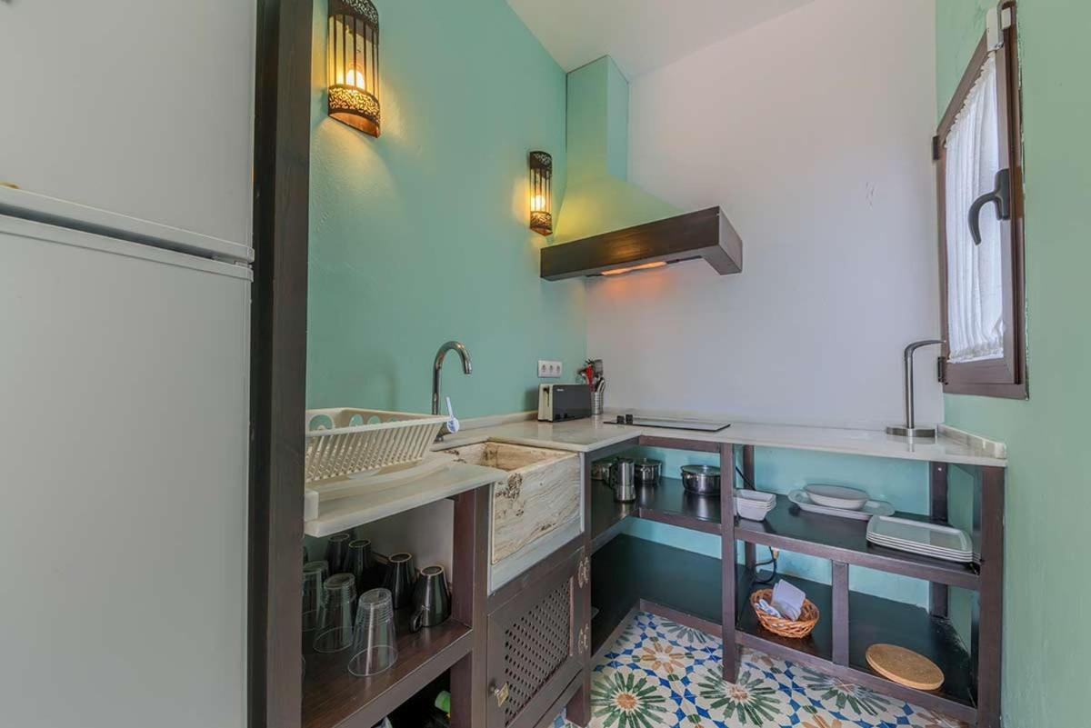Apartamentos Turisticos Bahia De Trafalgar Zahora Kültér fotó