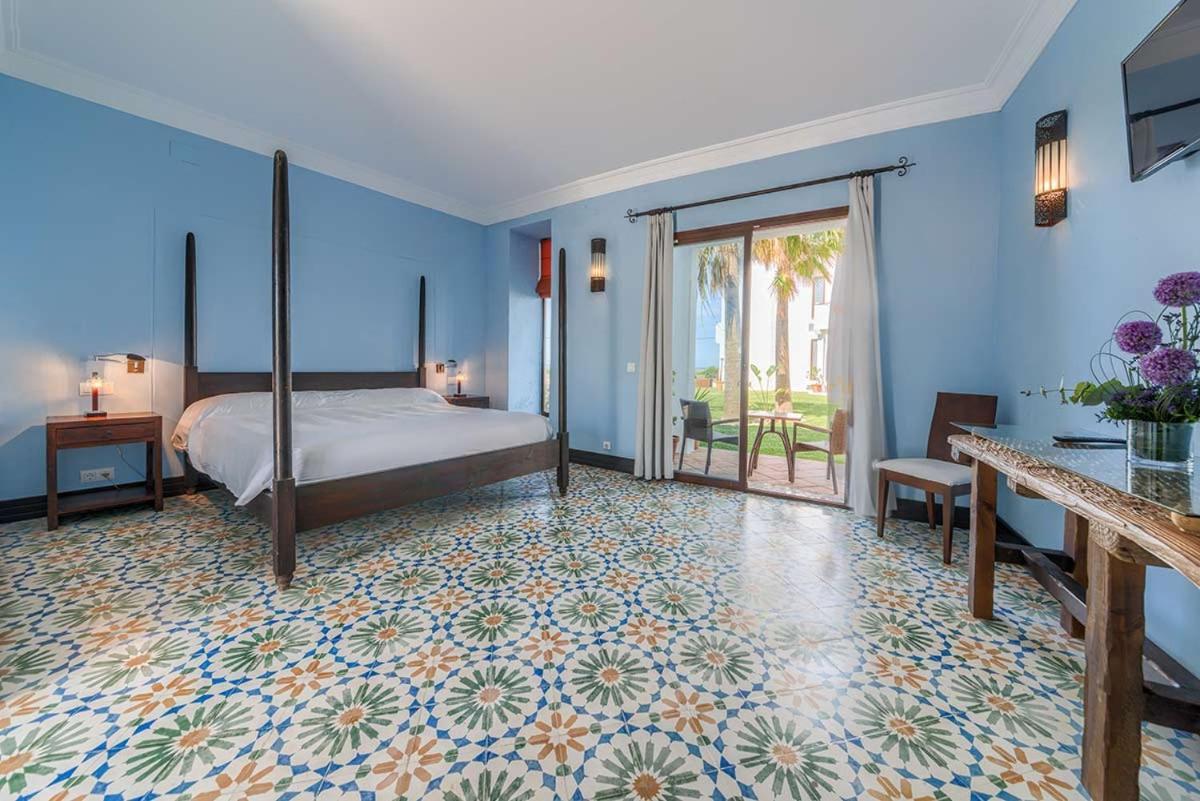 Apartamentos Turisticos Bahia De Trafalgar Zahora Kültér fotó