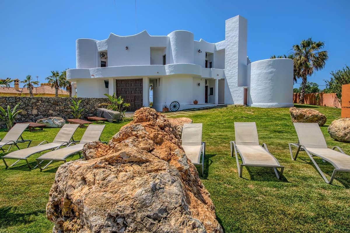 Apartamentos Turisticos Bahia De Trafalgar Zahora Kültér fotó