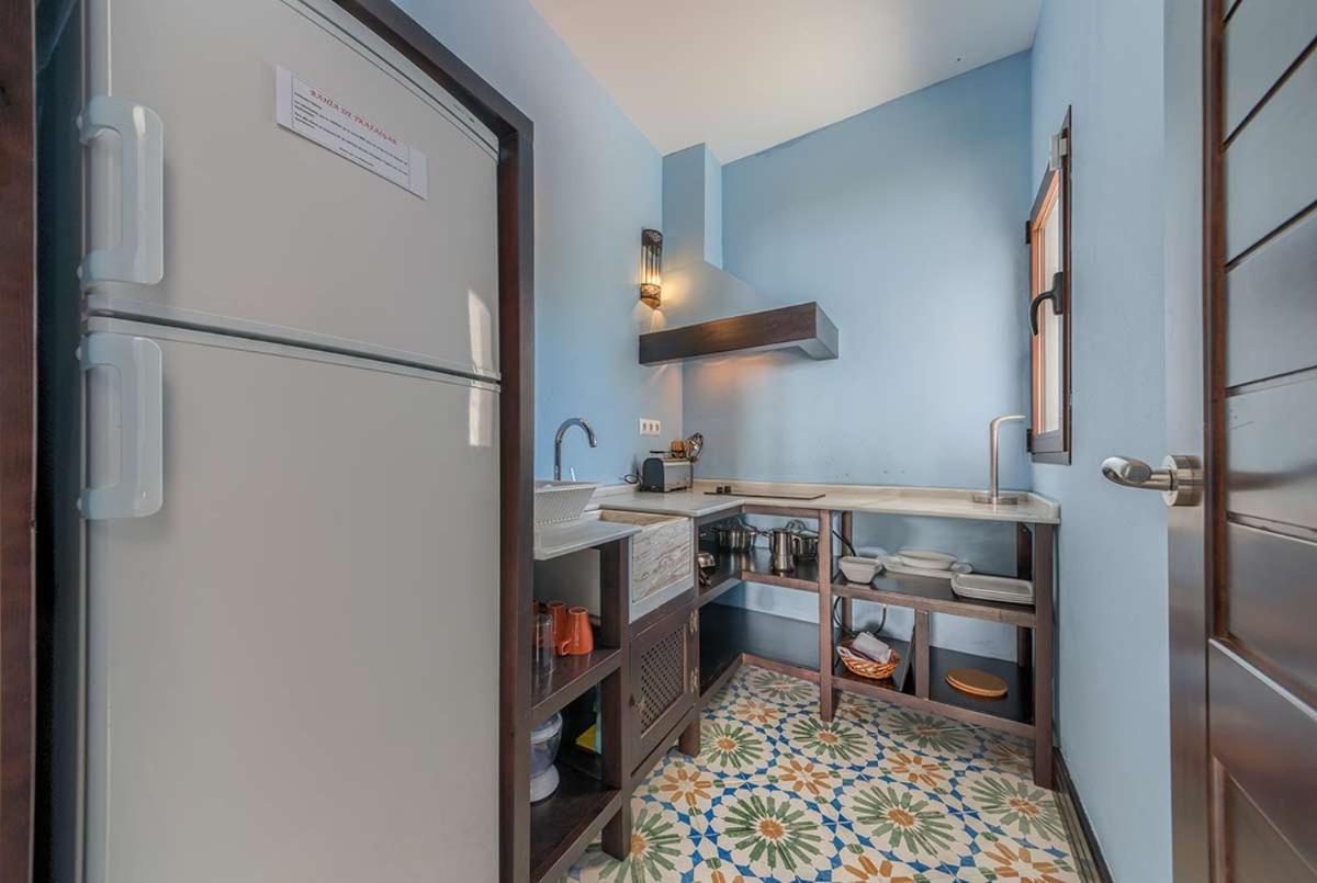 Apartamentos Turisticos Bahia De Trafalgar Zahora Kültér fotó